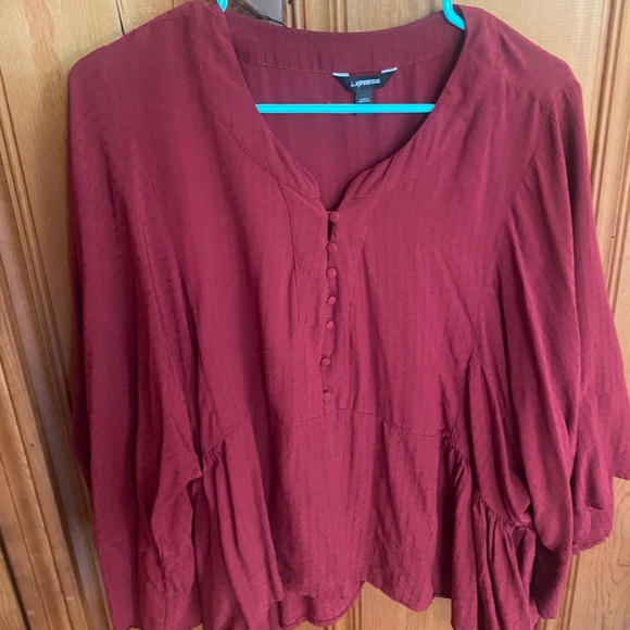 Express Top - Picture 1 of 3